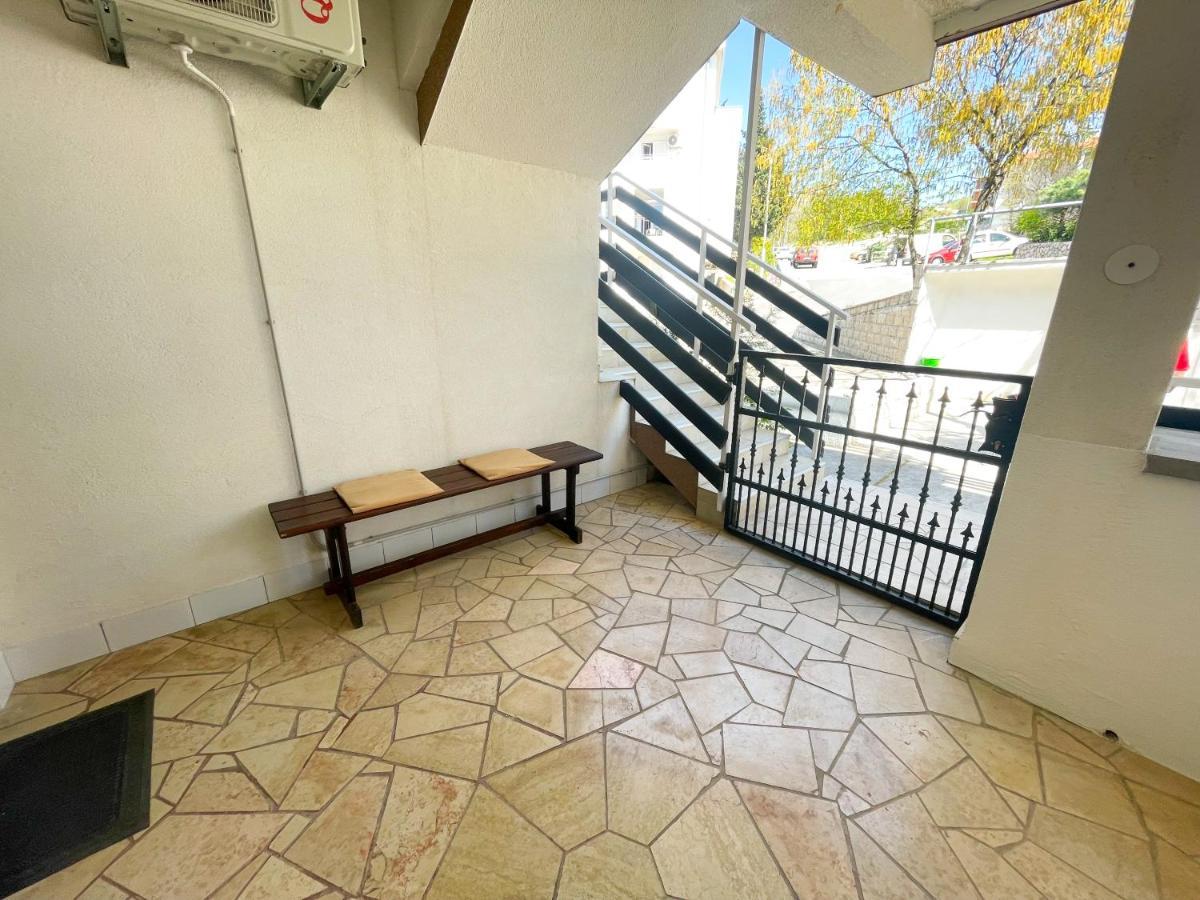 Apartmani Milan Crikvenica Exteriör bild