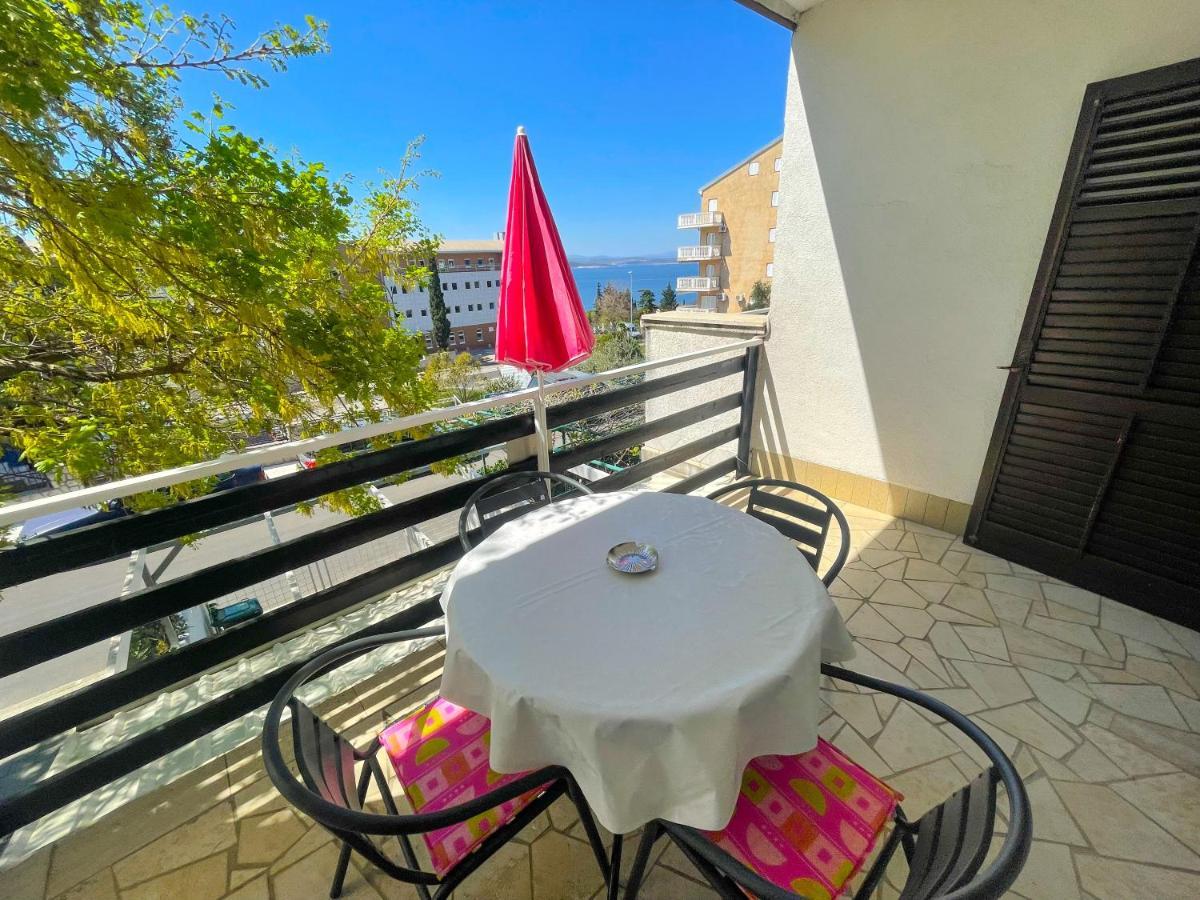 Apartmani Milan Crikvenica Exteriör bild