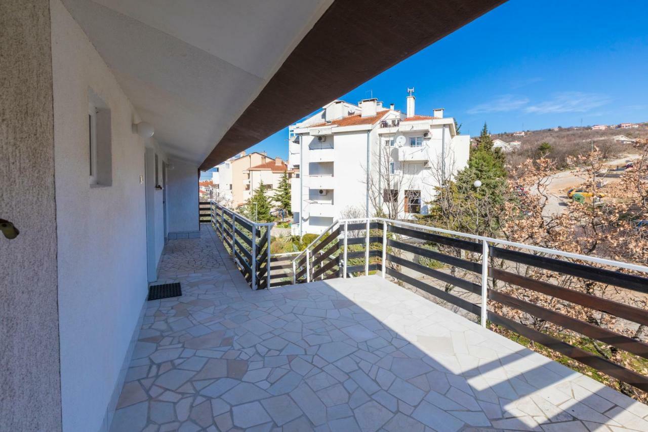 Apartmani Milan Crikvenica Exteriör bild